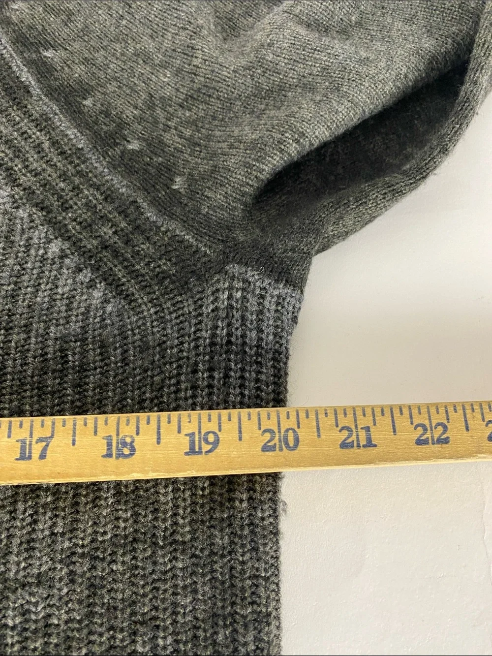 Autumn Cashmere Cashmere Wool Sweater Men’s Size Small